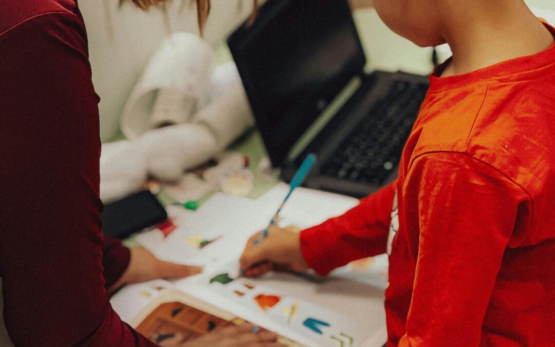 Devenir éducateur de jeunes enfants (EJE) : études, sélection et débouchés en 2026